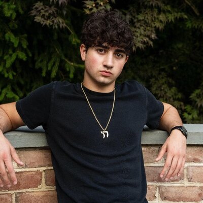 Zach Yadegari